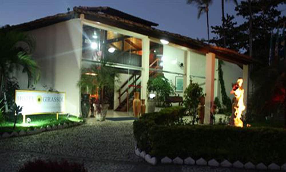Happy Hotel Girassol Porto Seguro Extérieur photo